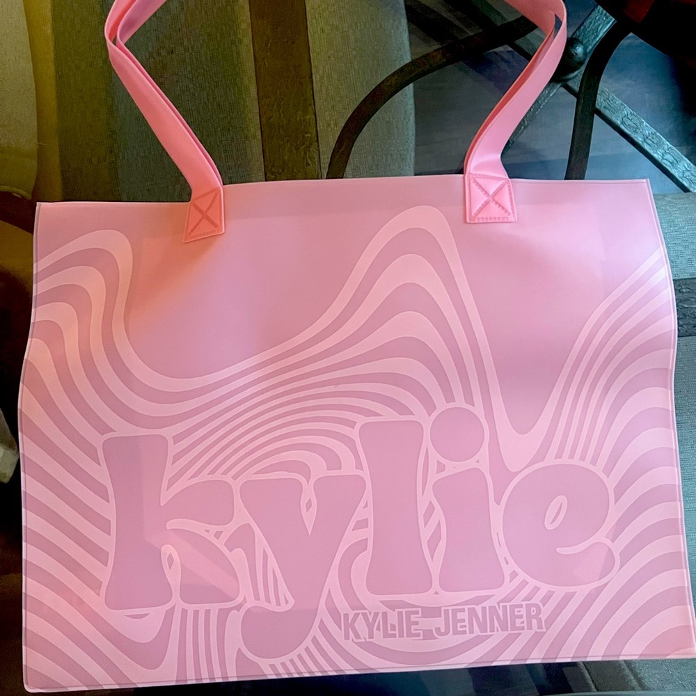 Kylie Jenner rubber tote